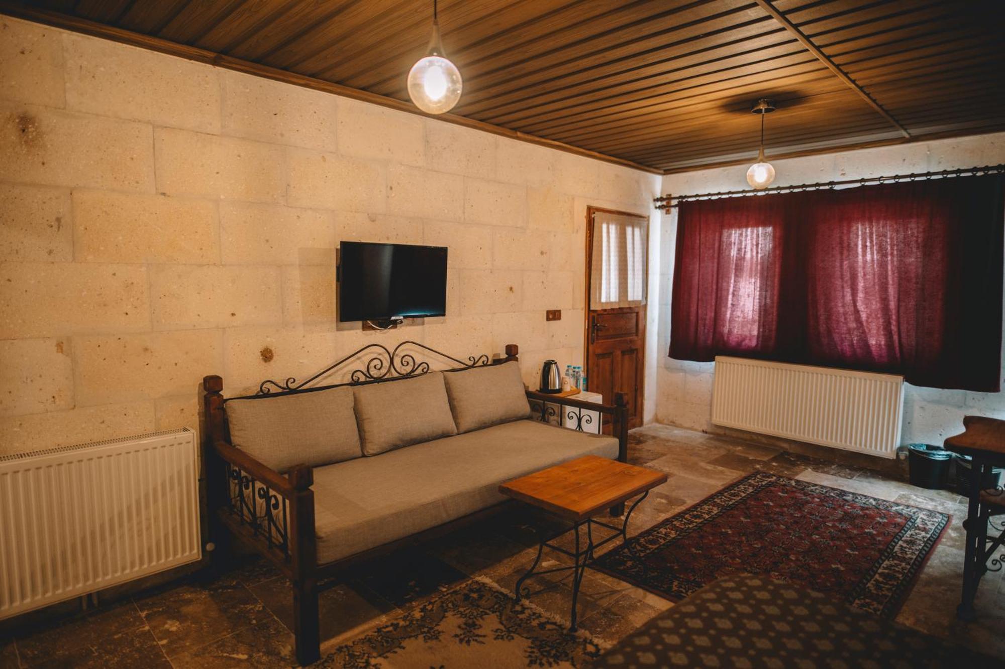 Bed and Breakfast Cavusin Cave House-Cappadocia Гореме Экстерьер фото